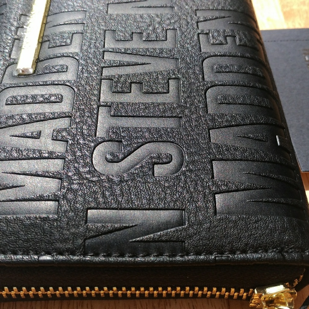 ★✩NEW★✩ STEVE MADDEN BLACK + GOLD WRISTLET WALLET - Picture 5 of 8